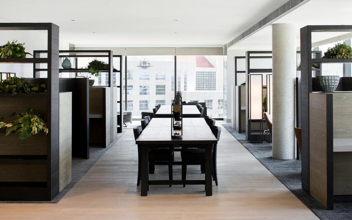 Library/Business Lounge