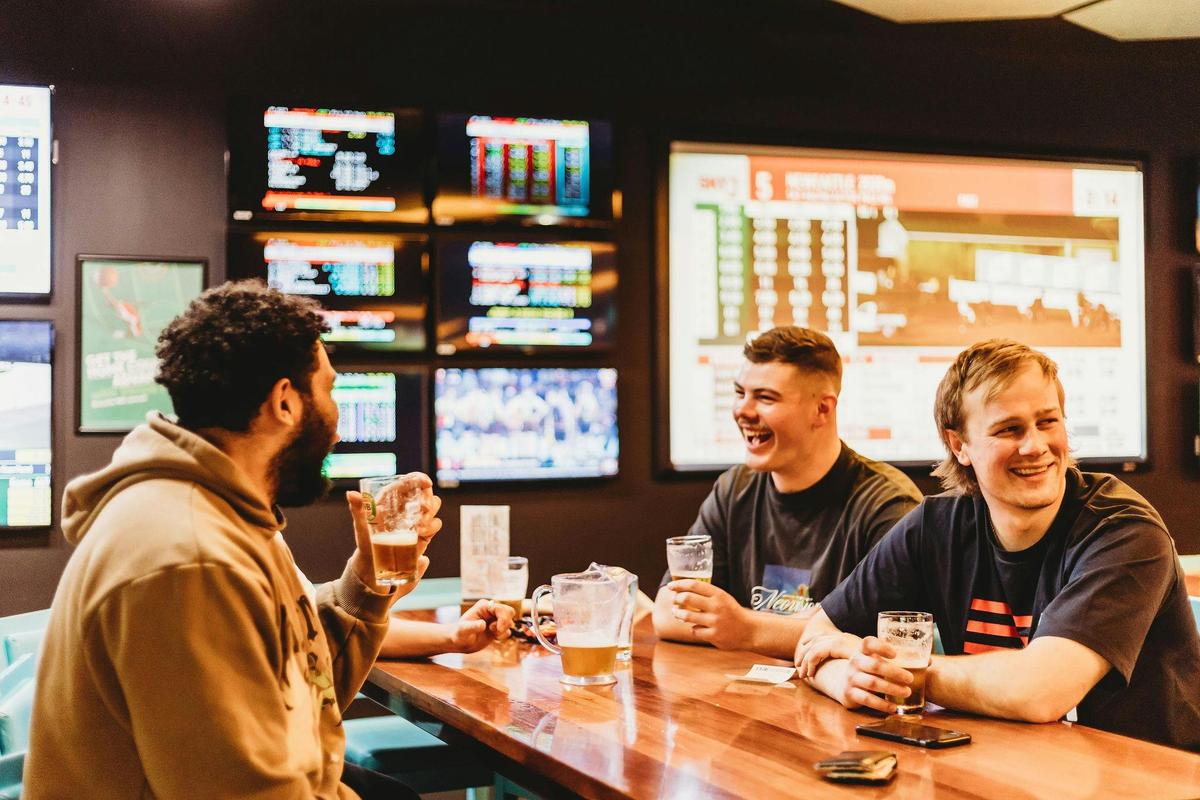 Lanyon Vikings | S Bar