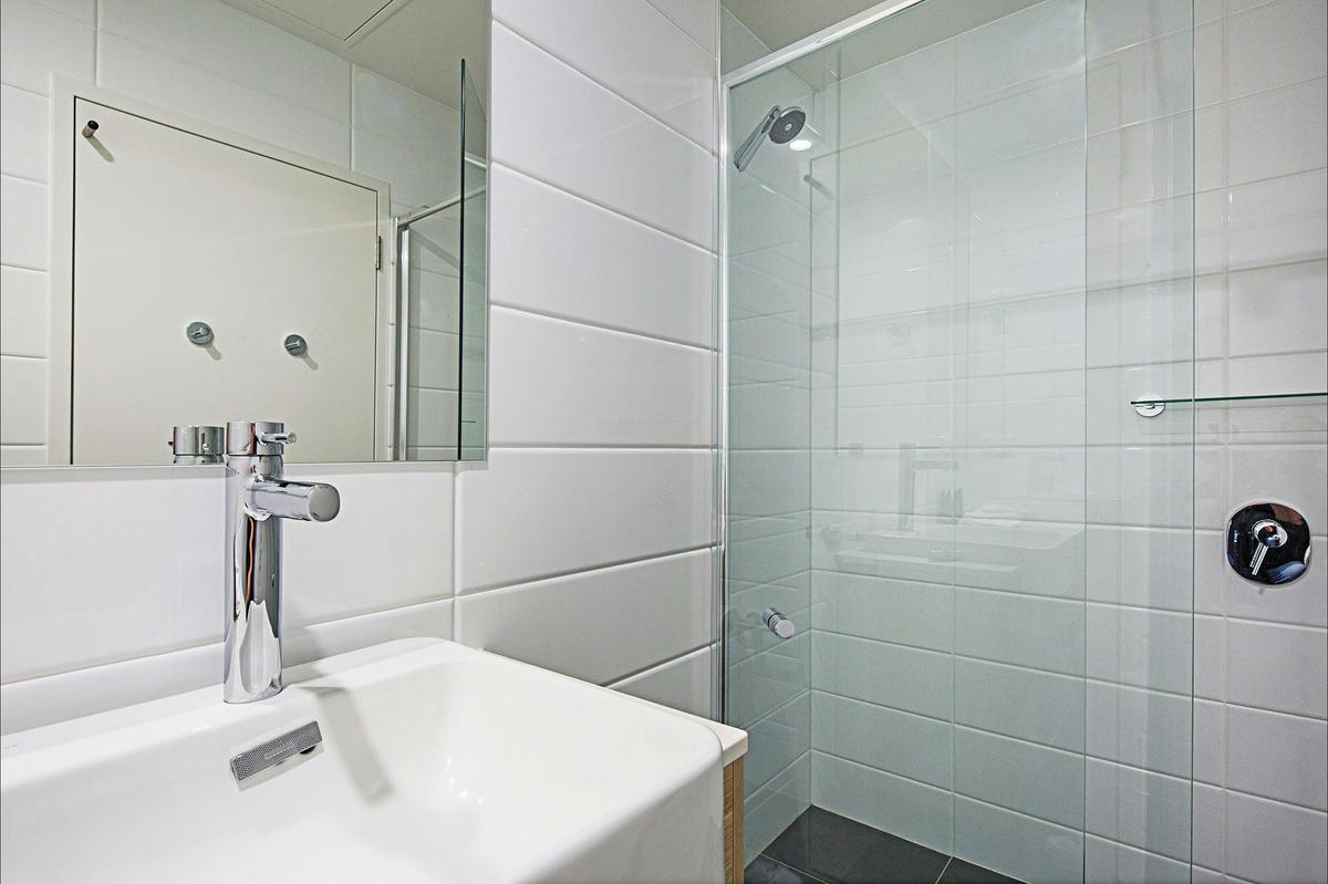 1 Bedroom Suite