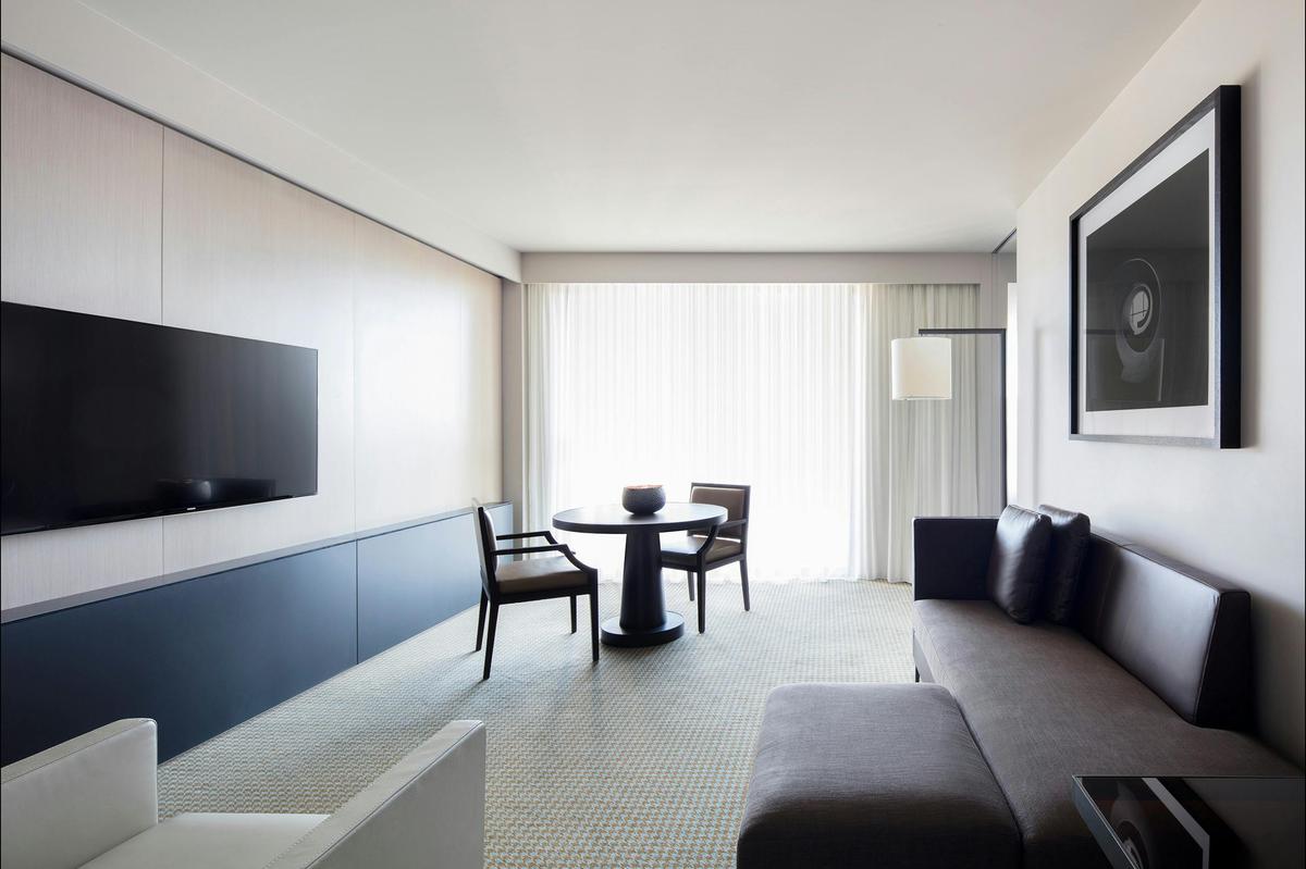 Realm Suite