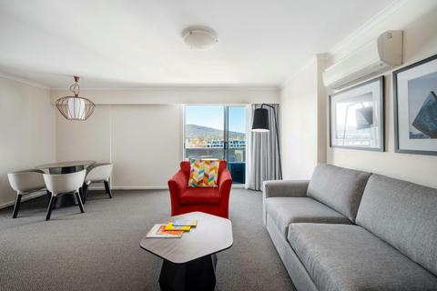 One Bedroom Premier View