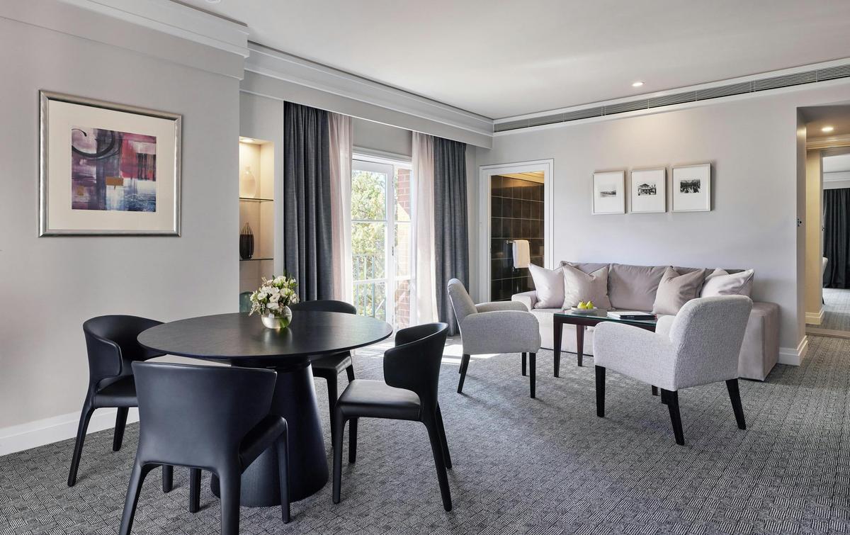 Park Suite - Living Room