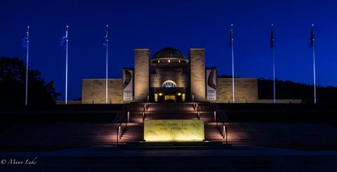 Parliamentary Triangle Photography Tour