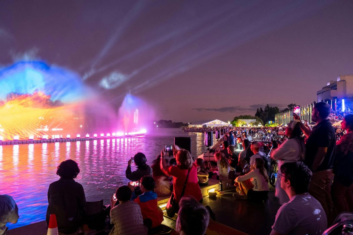 Lights on the Lake 2023