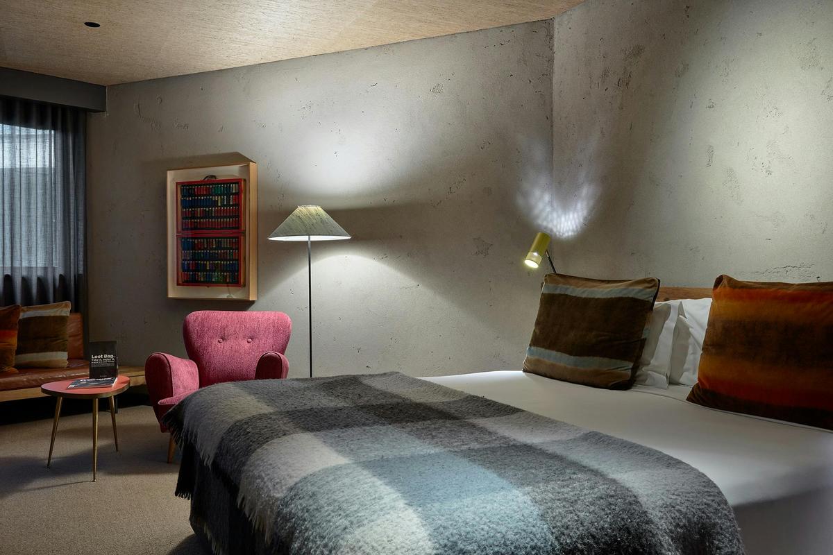 Canberra Hotel