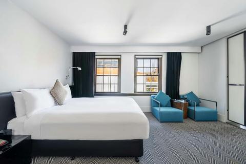 Deluxe Room with Bath