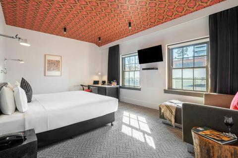 Premier Room