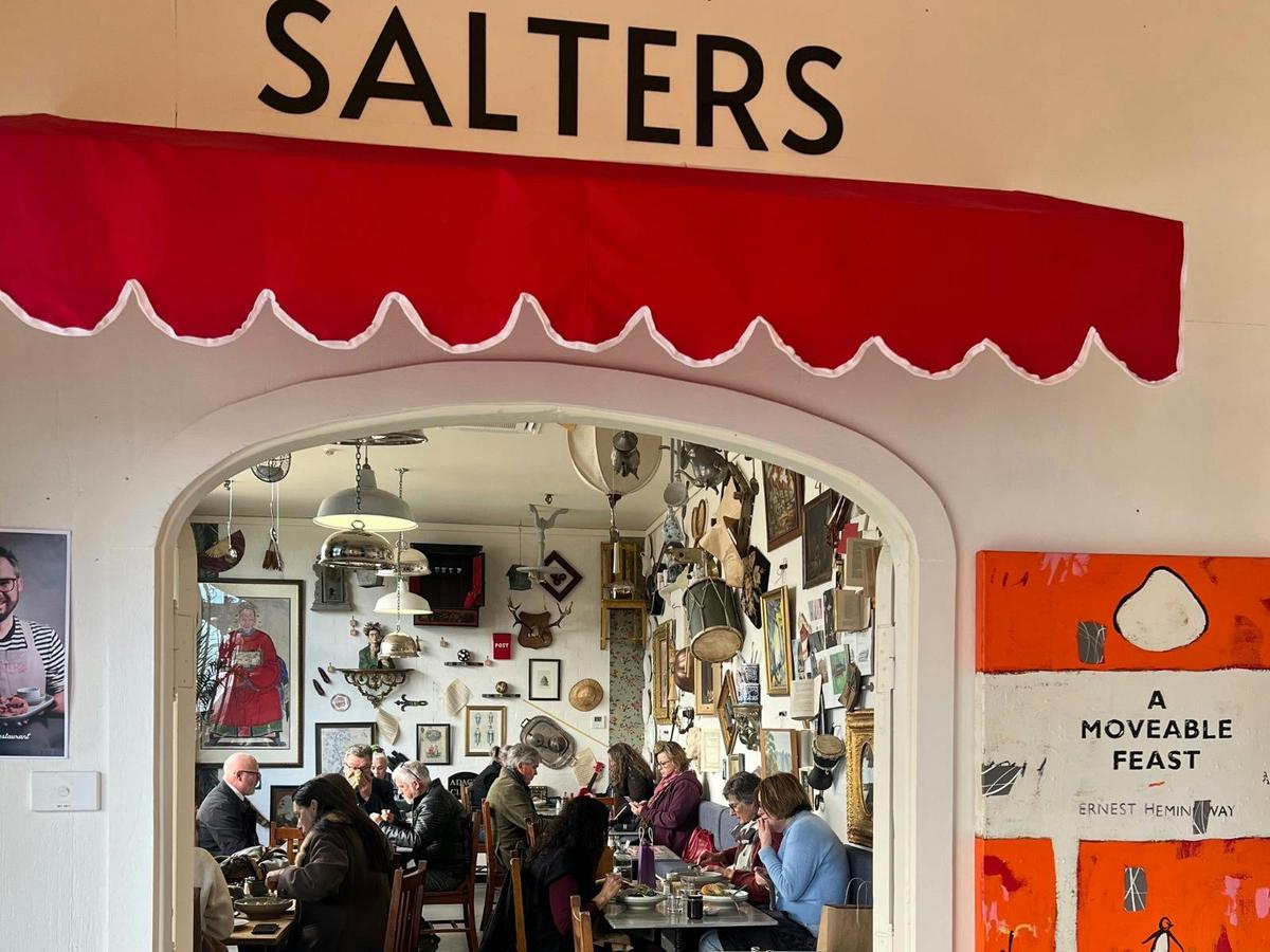 Salters at Dirty Janes Entrance