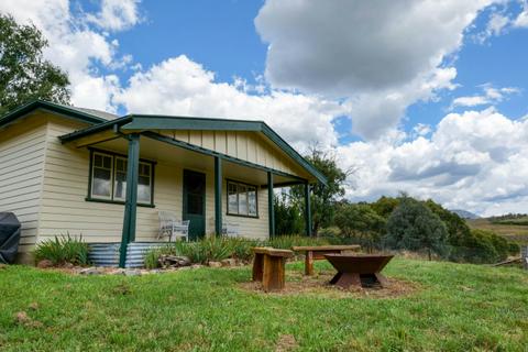 Ready Cut Cottage