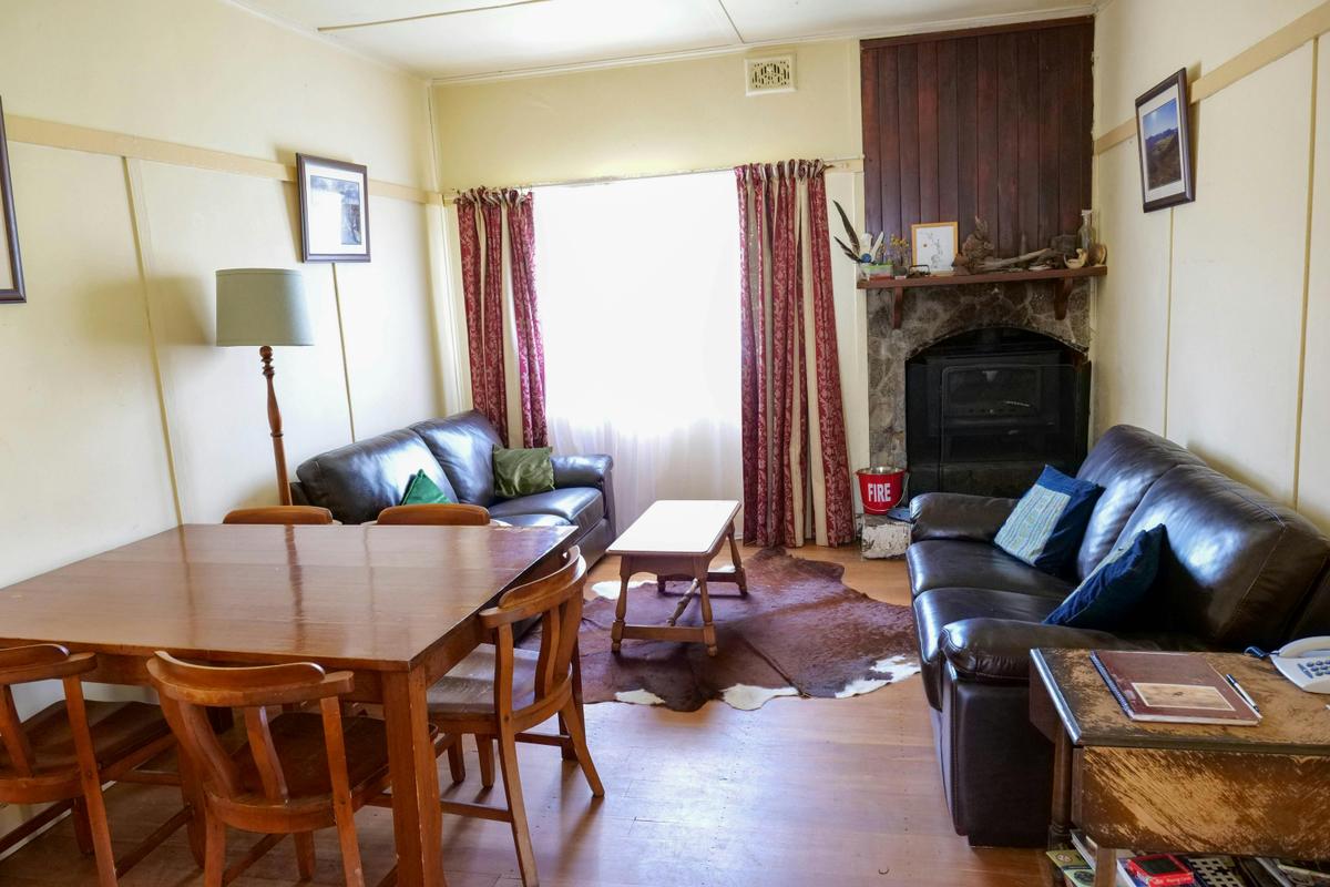 Lounge Room