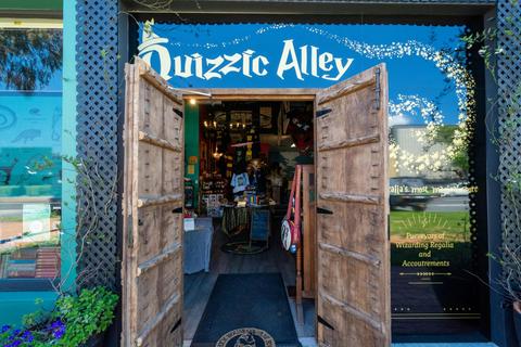 Quizzic Alley