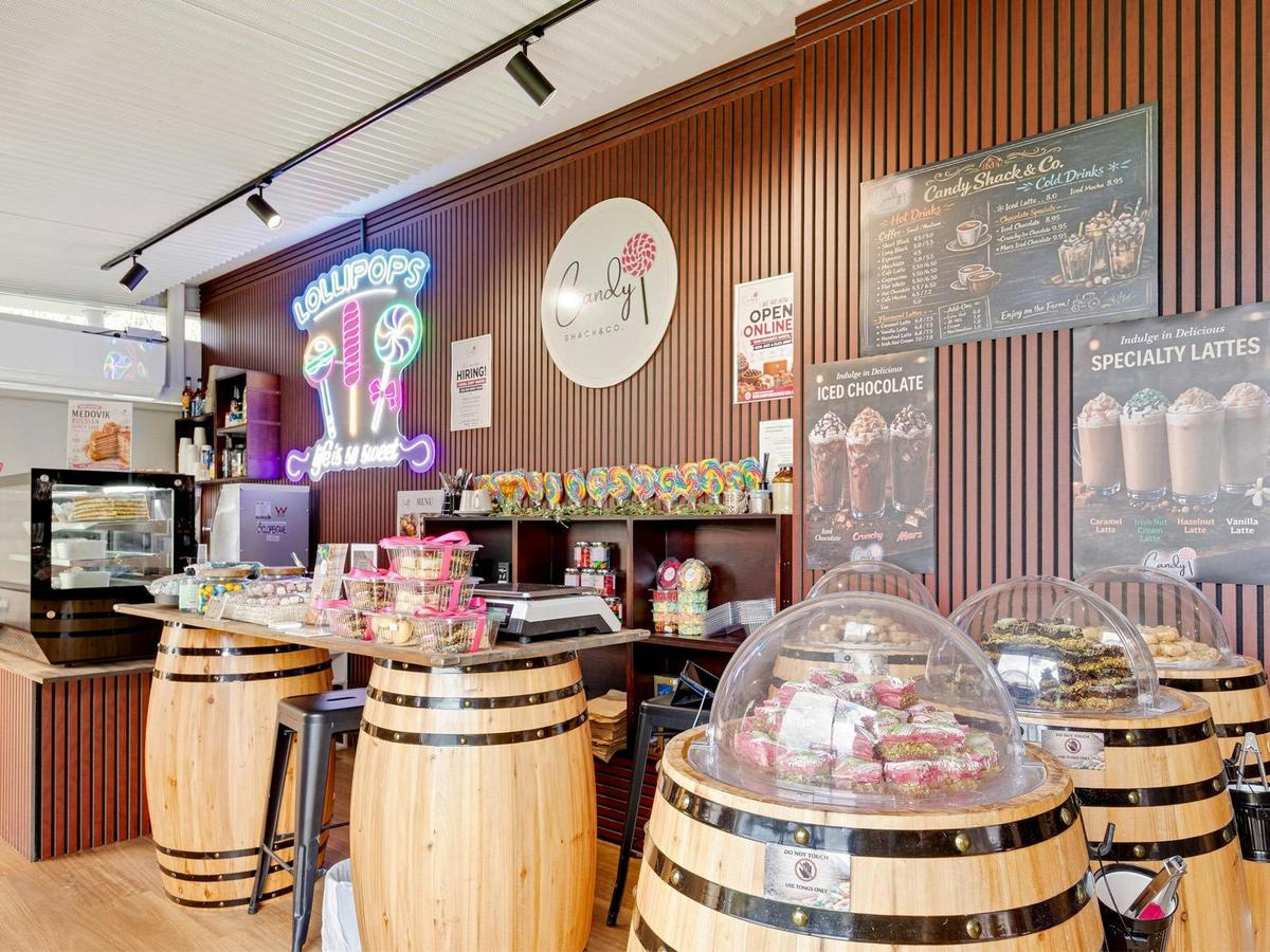 Cafe station