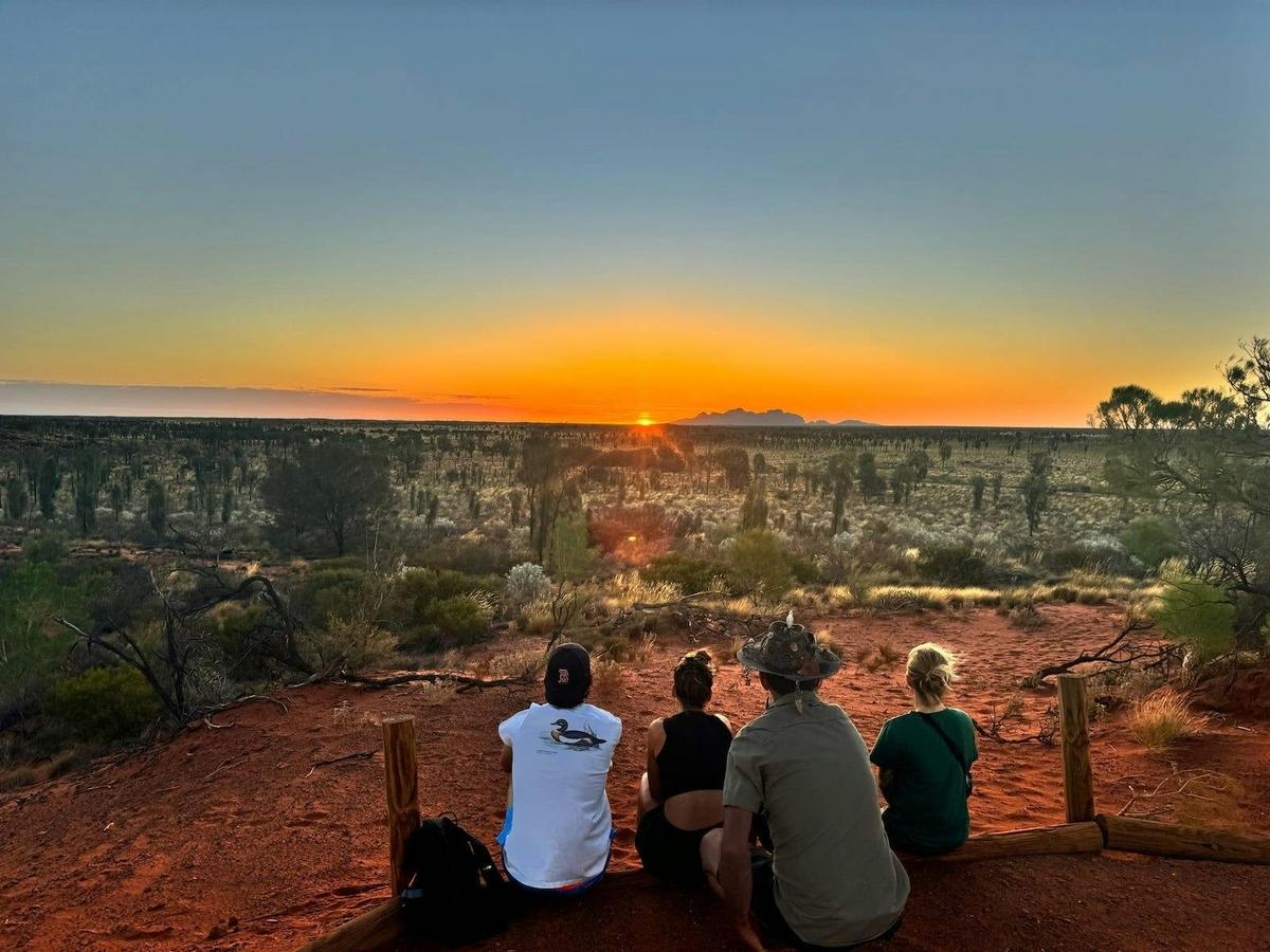 Uluru Tour with Kata Tjuta & Kings Canyon (Eco Tent) - Yulara to Yulara