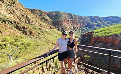 Uluru Tour with Kata Tjuta, Kings Canyon & MacDonnell Ranges - Alice Springs to Alice Springs