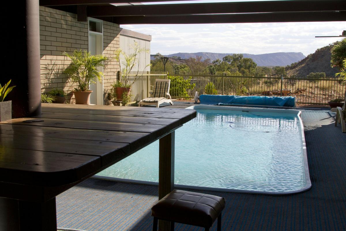 cavenagh lodge pool