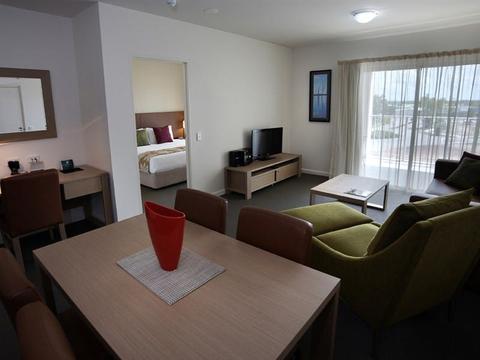 One Bedroom Apartment