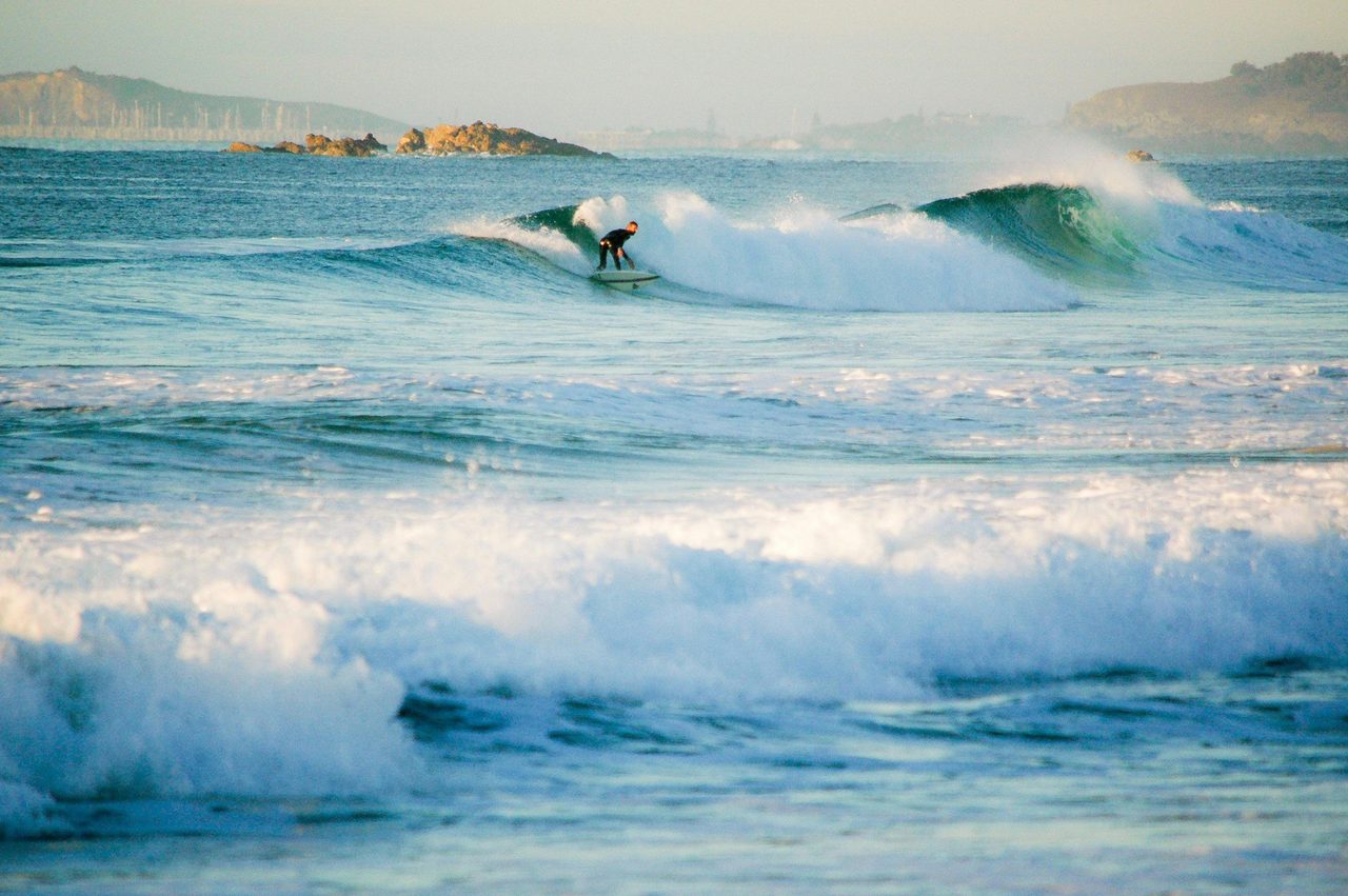 Sapphire Surfer