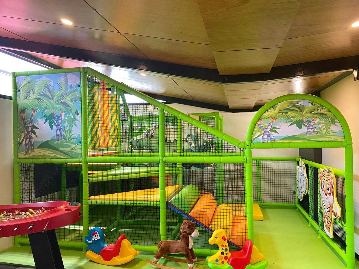 Kids Club
