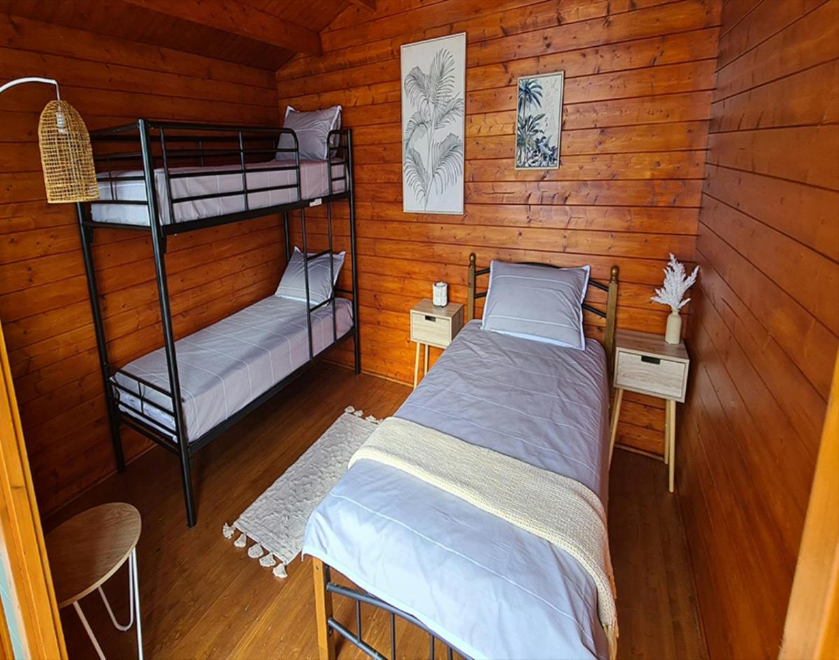 Beachfront Cabin Quad Share