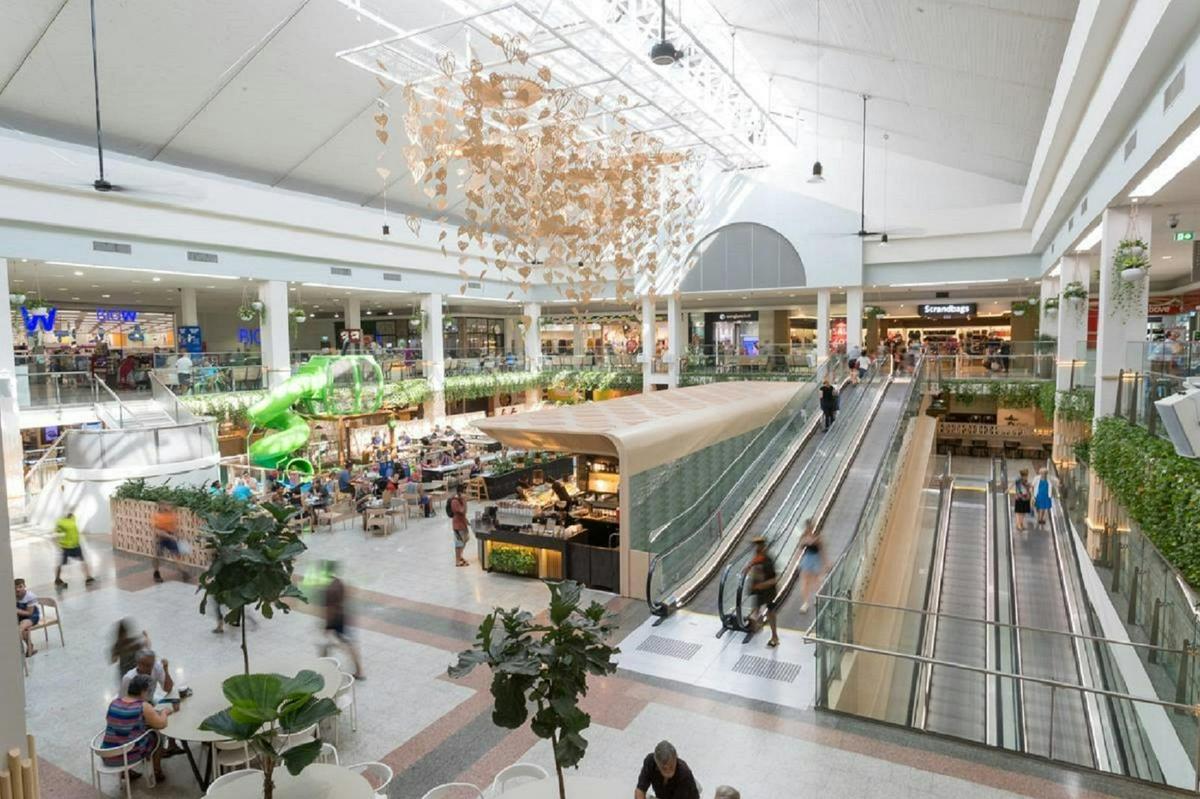 Food Court