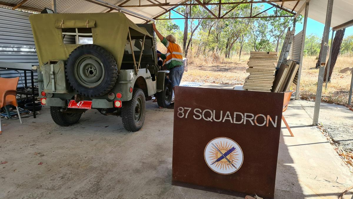 An Extended Military History Tour of Darwin, Batchelor, Adelaide River and Coomalie Airfield