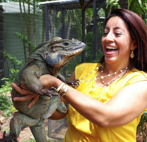 Reptile handling | Crocodylus Park
