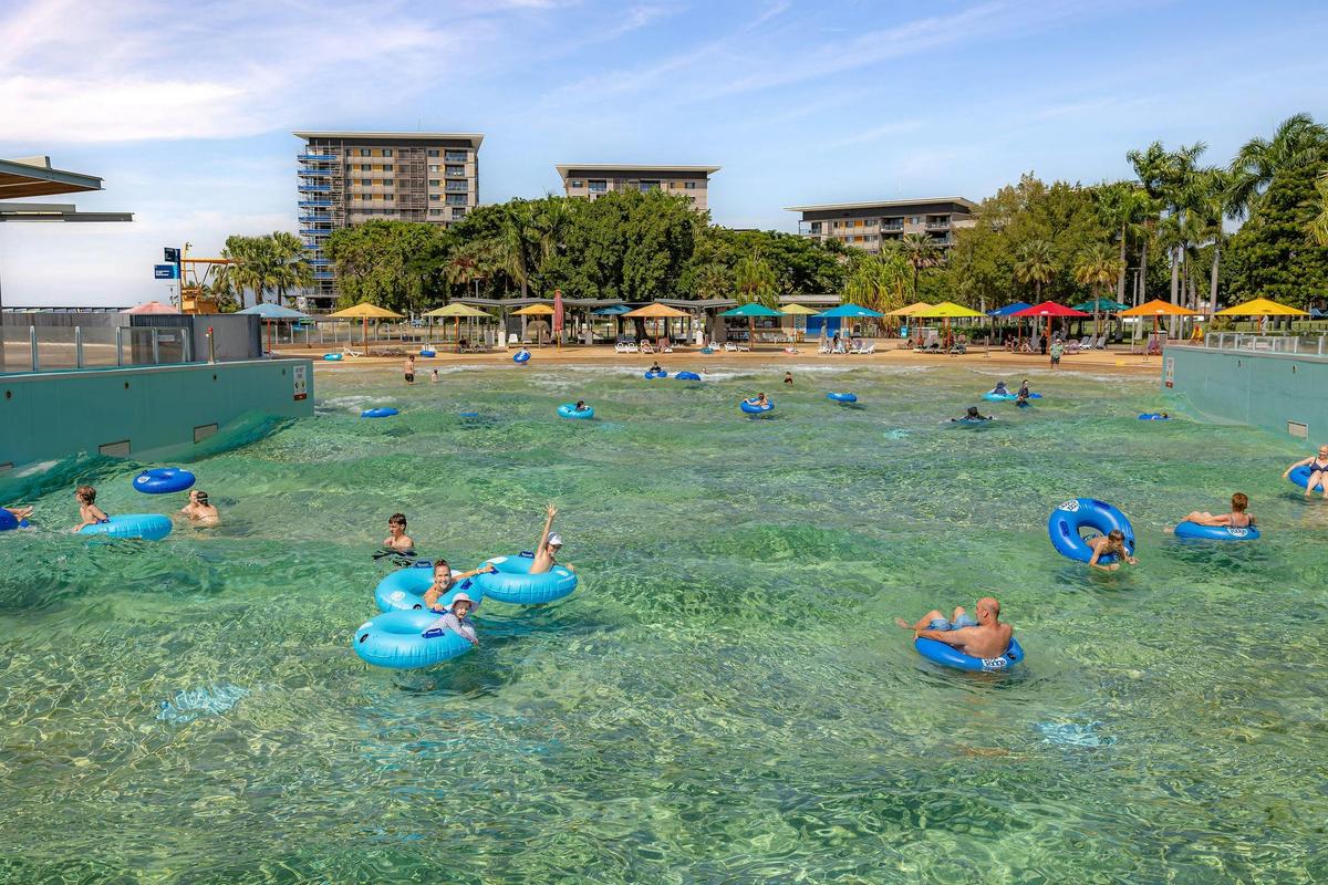 Catching waves in the Wave Lagoon
