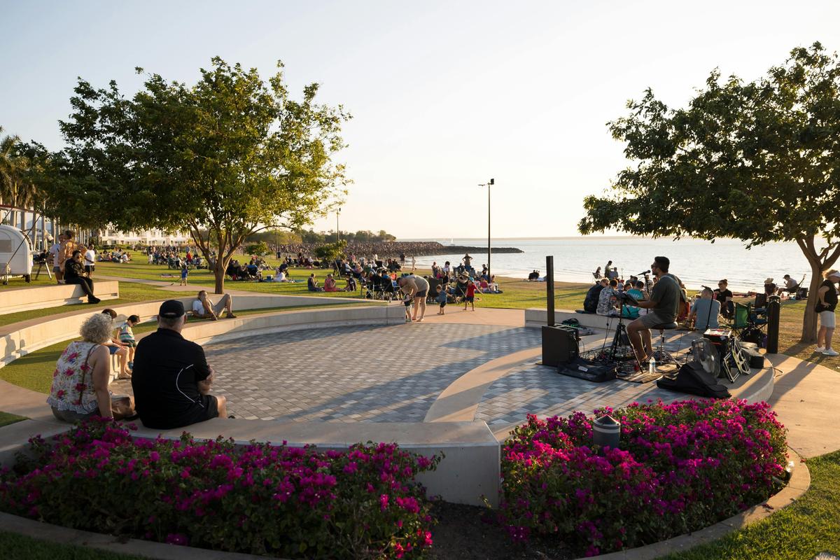 Sunset Sounds live entertainment