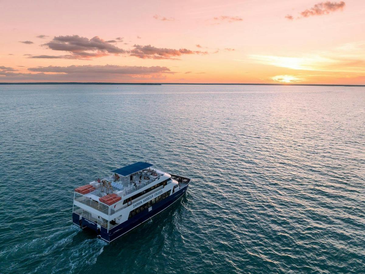 Gaze and Graze Sunset Cruise