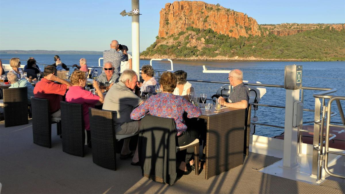 Sunset BBQ Raft Point