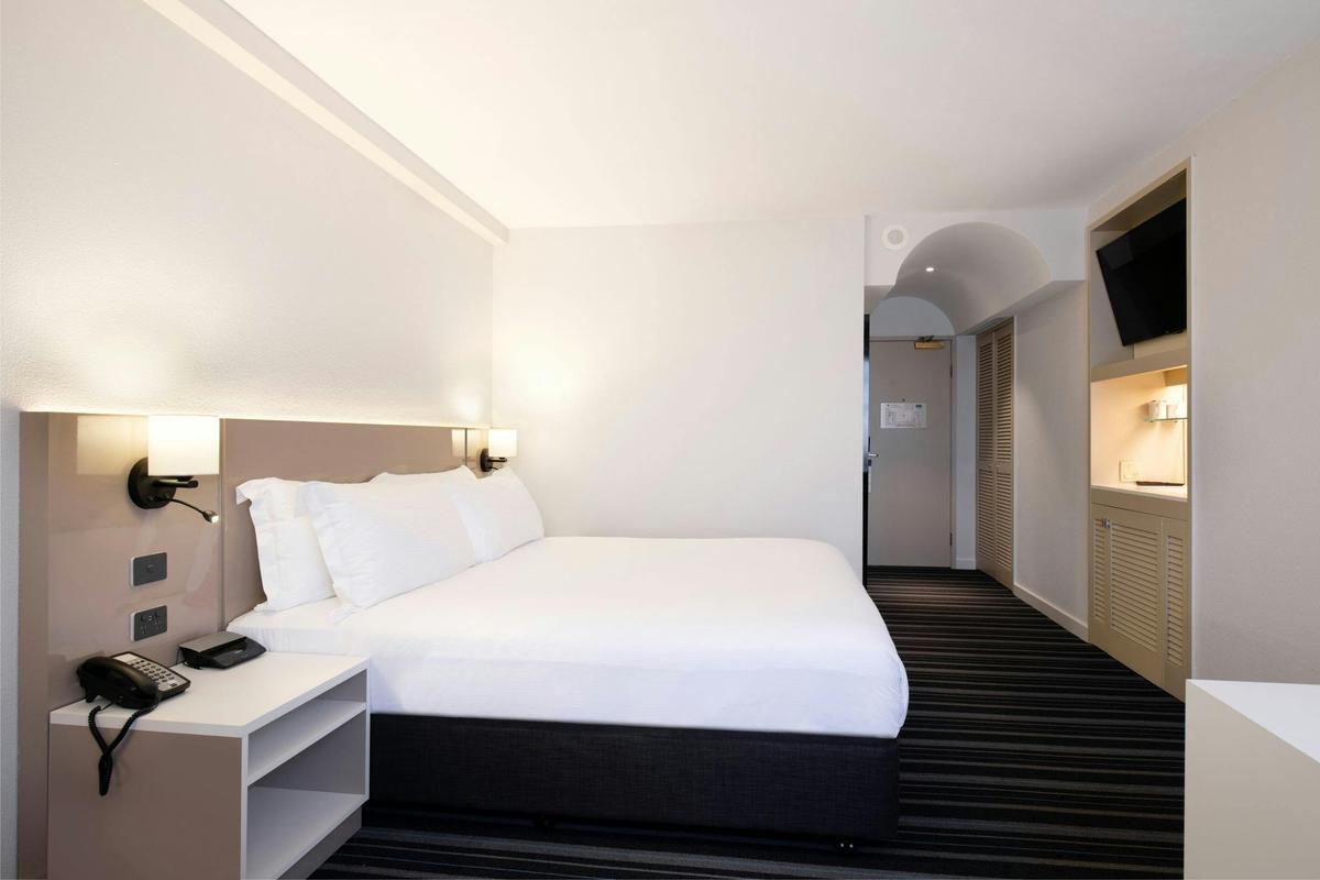King Guest Room High Floor