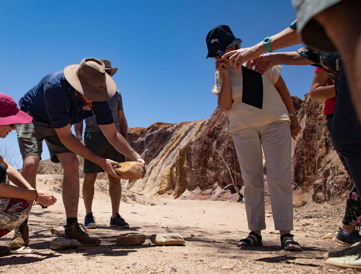 1 Day West MacDonnell Ranges Tour