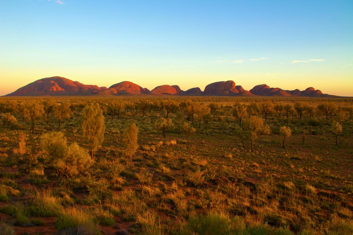 Uluru Overnight Escape Depart Alice Springs