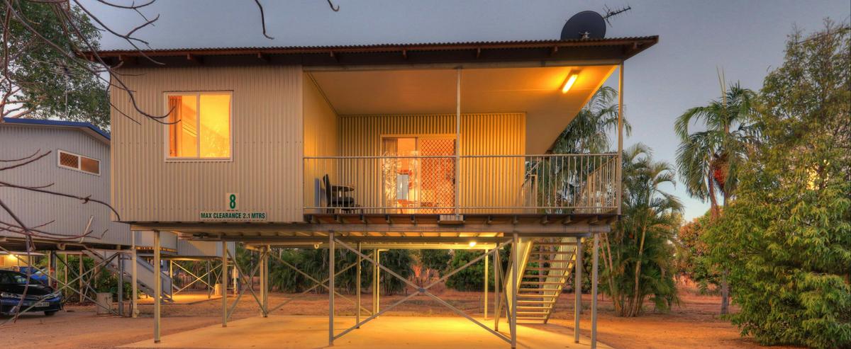 Superior Elevated 1 Bedroom Cabin