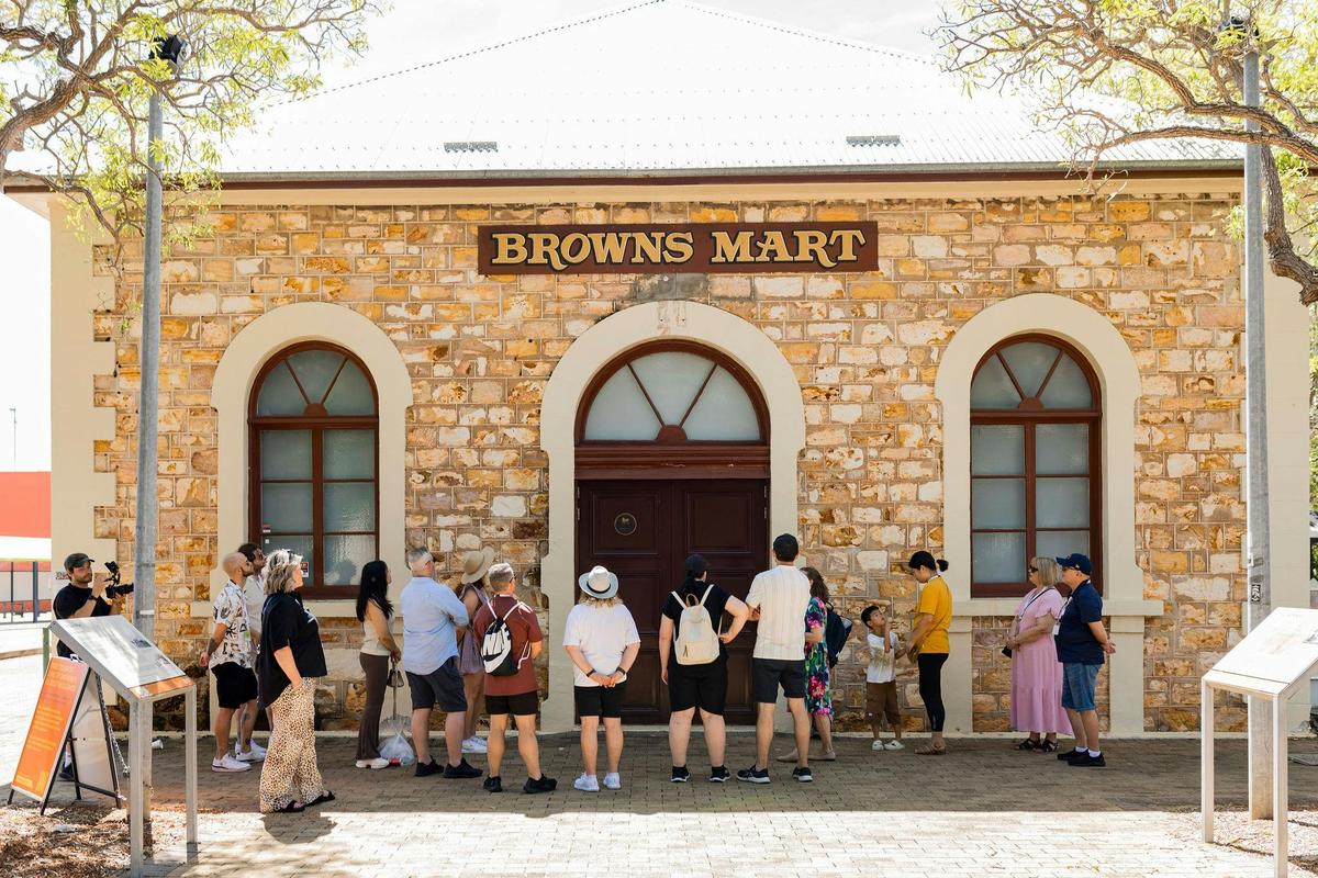 3-Hour Outback Gourmet Food & Art Tour