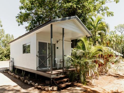 Standard Studio Access Cabin - Sleeps 2