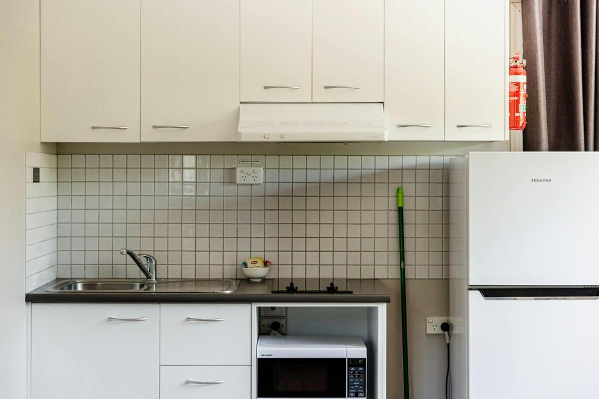 Standard Studio Access Cabin - Sleeps 2