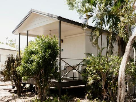 Standard Studio Cabin - Sleeps 4