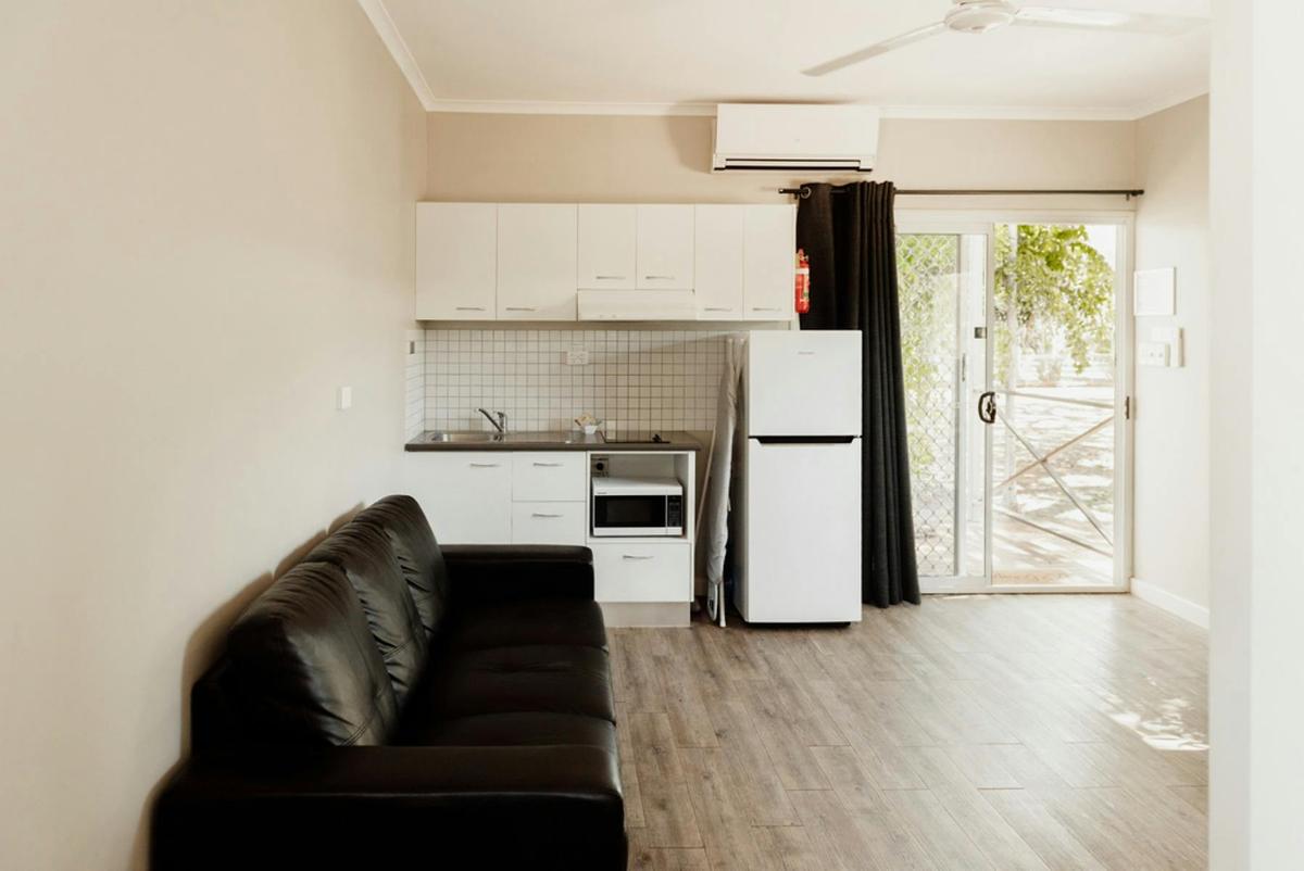 Superior 1 Bedroom Cabin - Sleeps 2