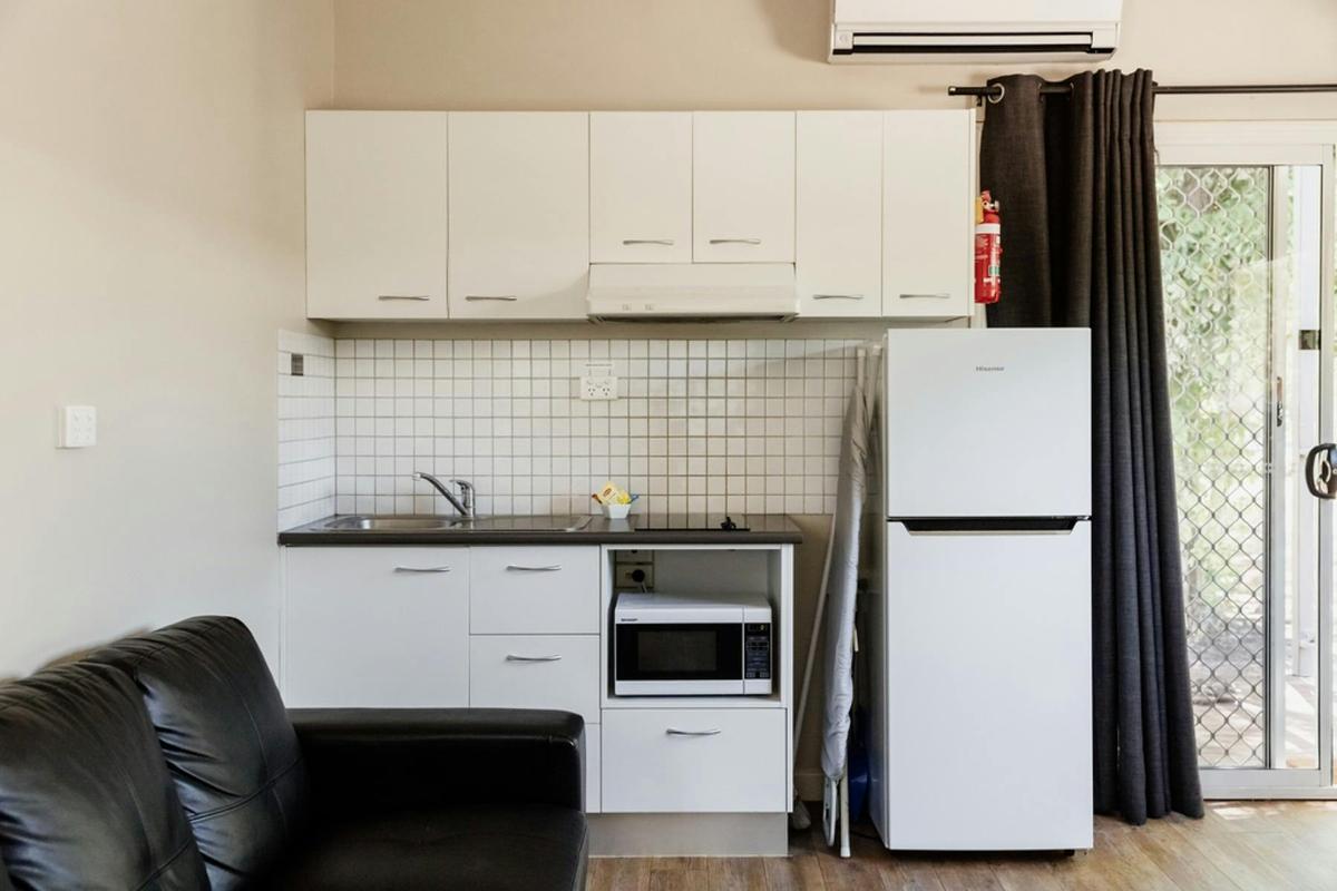 Superior 1 Bedroom Cabin - Sleeps 2