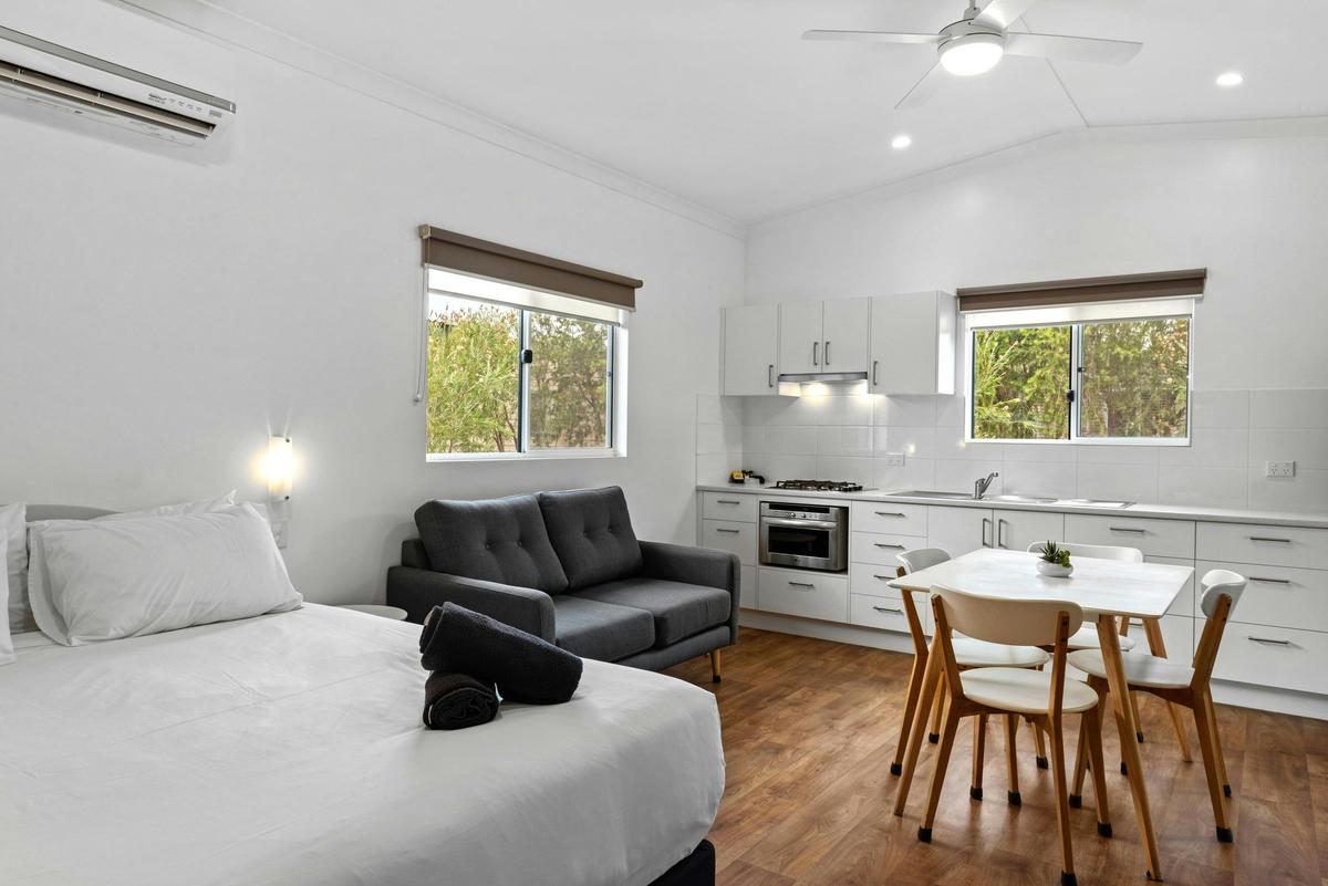 Deluxe Studio Cabin