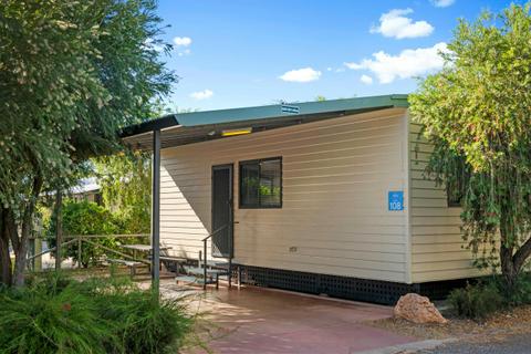 Deluxe 2 Bedroom Cabin