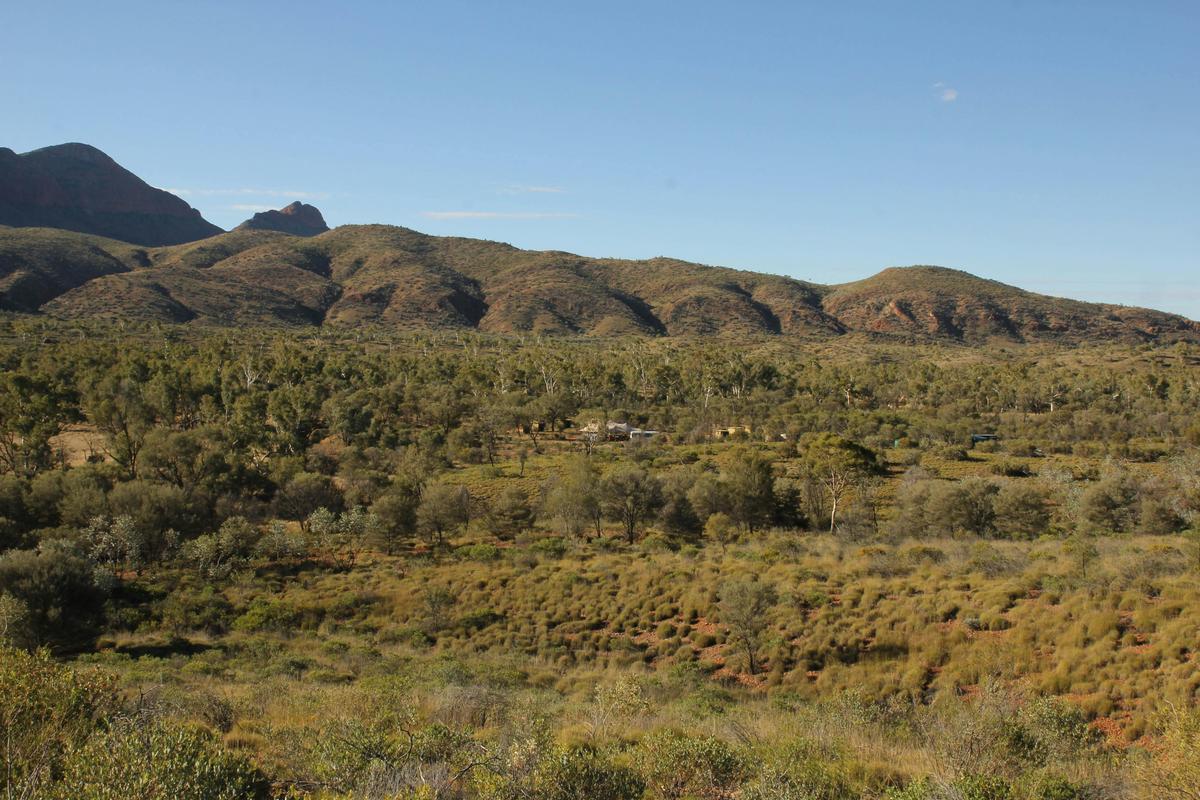 Larapinta Experience in Comfort - 4 Days