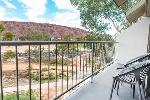 2 Double Junior Suite with Mountain View
