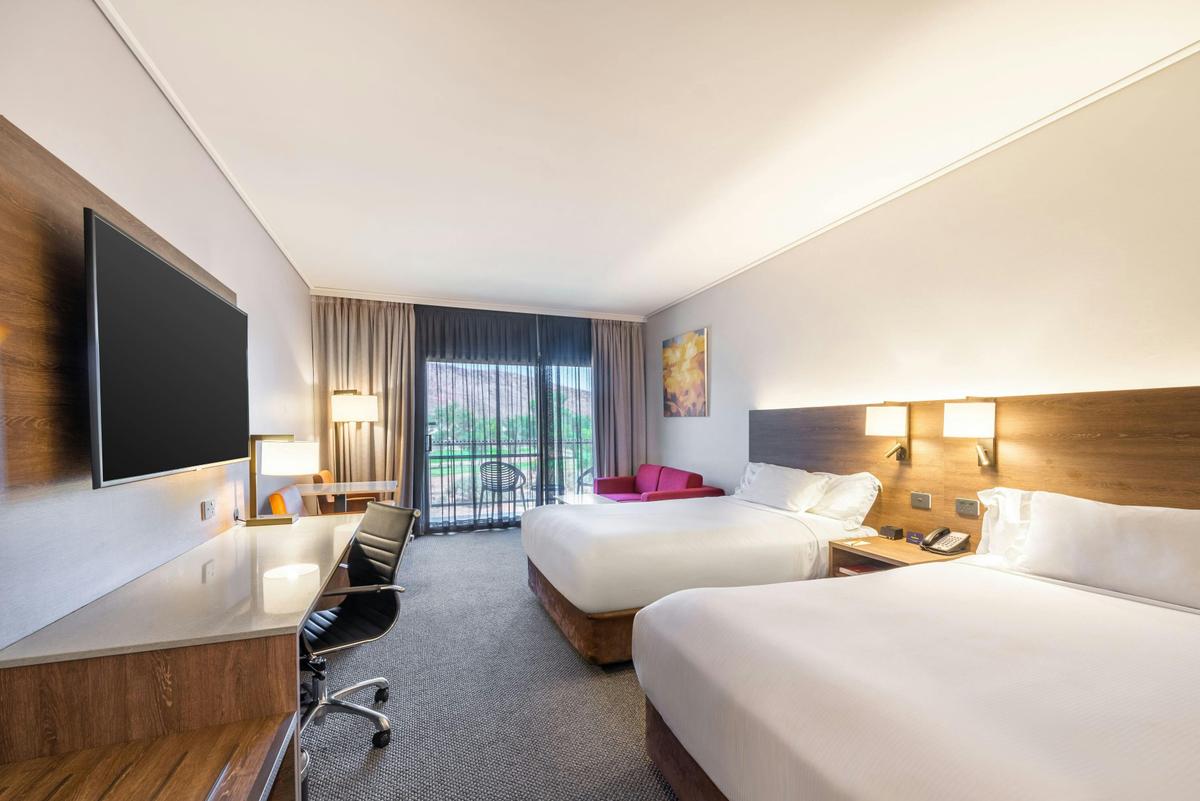 2 Double Deluxe Room with Mountain View