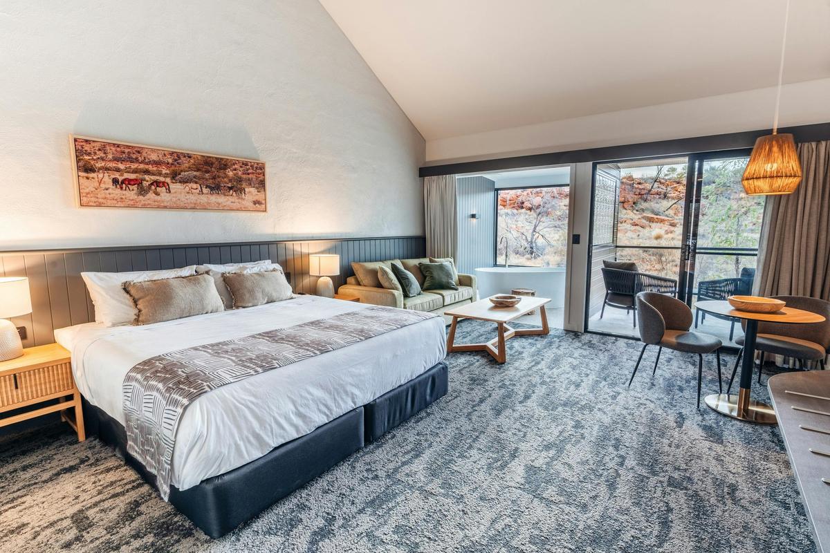 Deluxe Suite