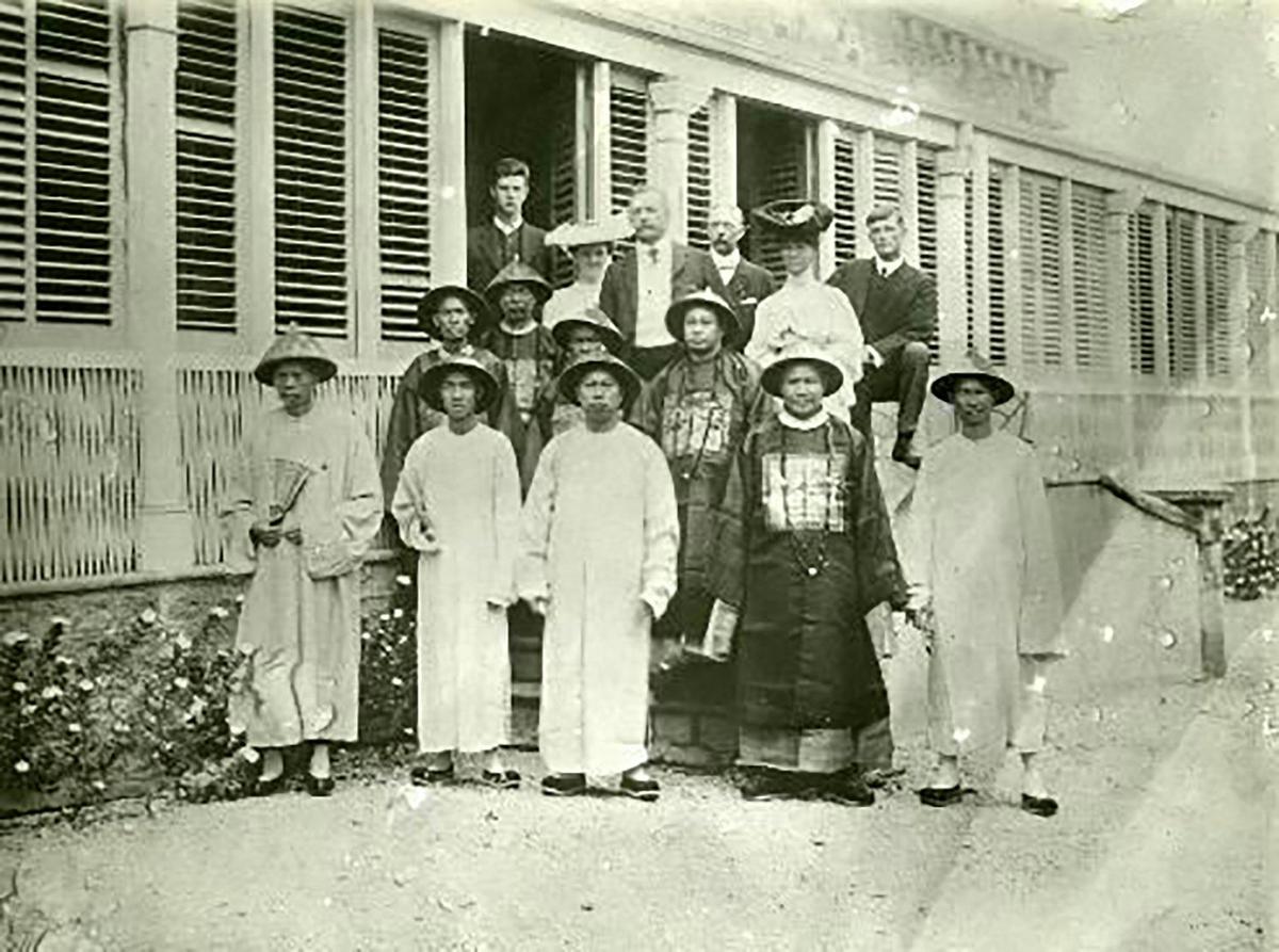 1905 - Chinese delegation with Vice-Regal group, Government House