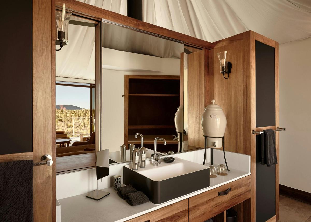 Luxury Tent Premium View