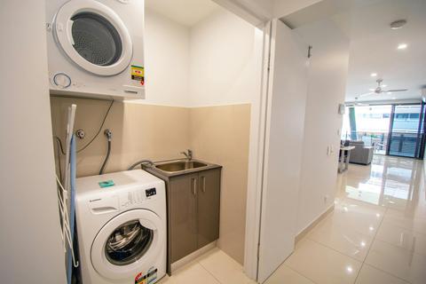 1-Bedroom Apartment