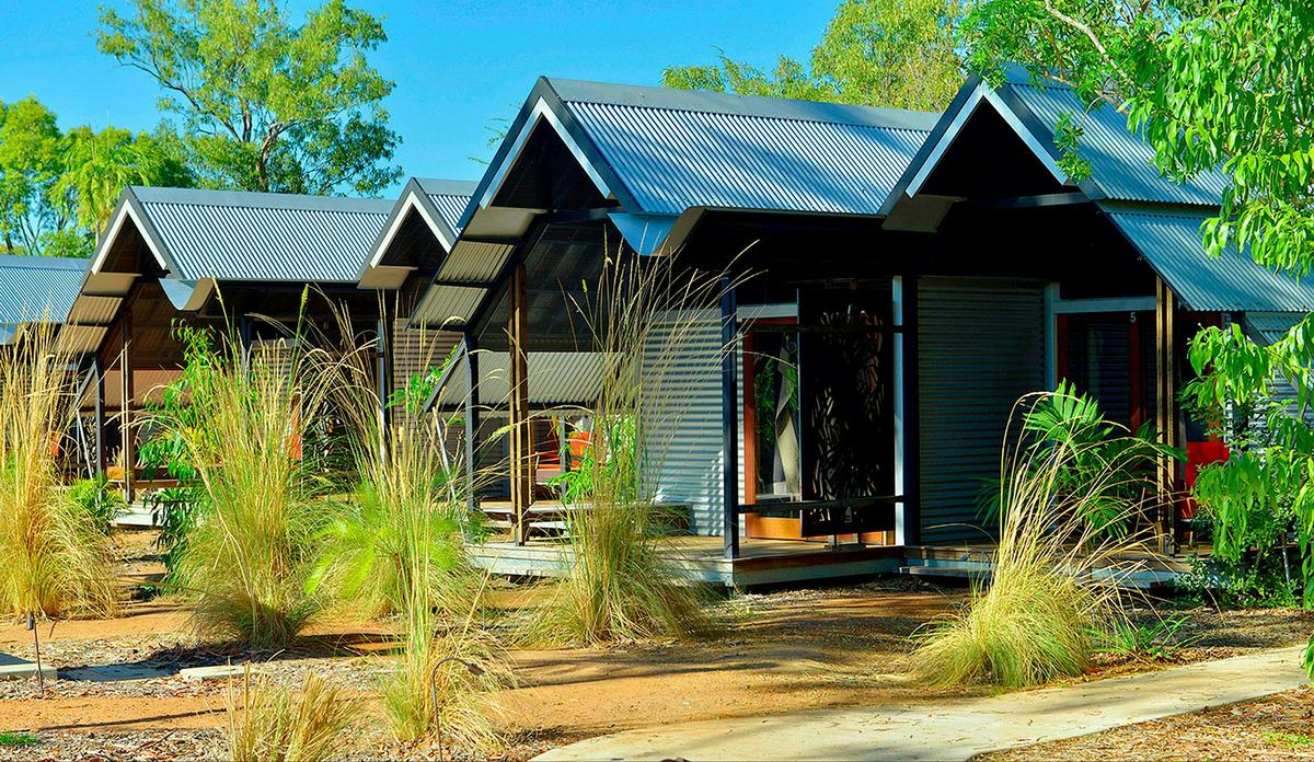Anbinik Kakadu Resort Suites